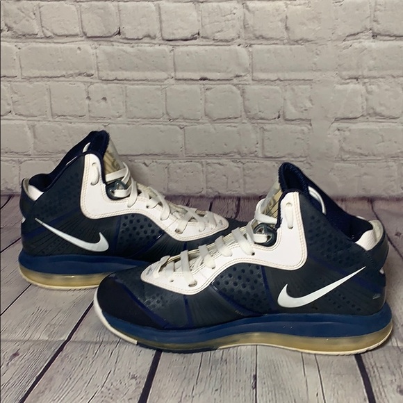 Nike lebron 8 V/2 Yankees - Picture 6 of 9